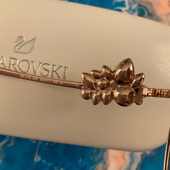 💎 Swarovski beautiful NWT authentic sunglasses w/ case & cards - Picture 12 of 13
